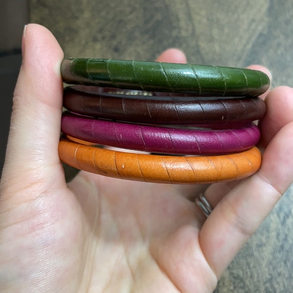 Marc Jacobs Leather Bangles- Set of 4 - Picture 8 of 8
